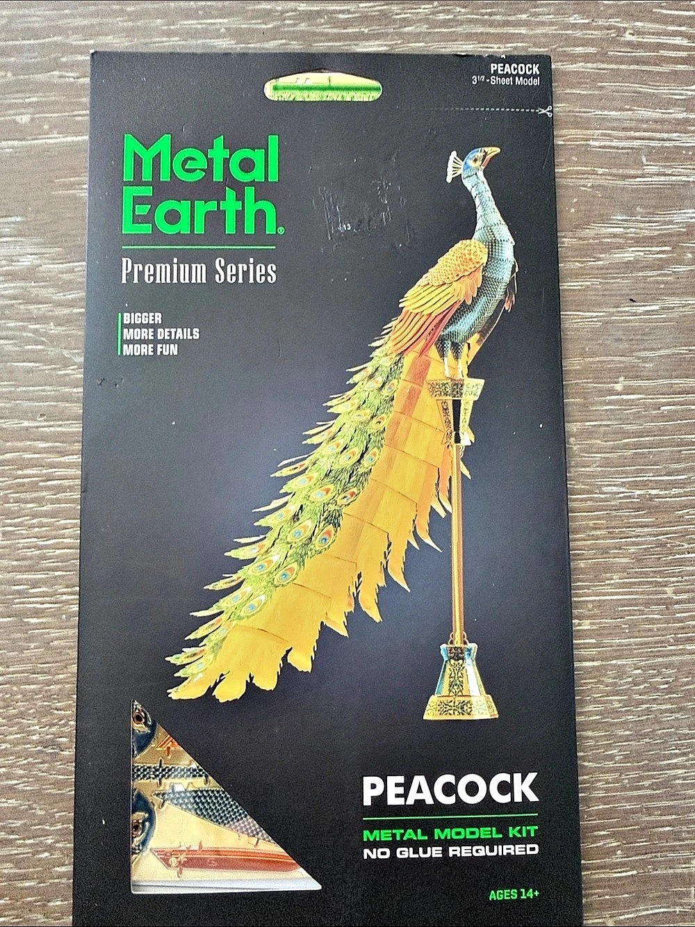 Metal Earth Peacock Metal Model Kit Metal Model Kit Peacock New - Picture 1 of 4